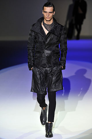 Emporio Armani / - 2011